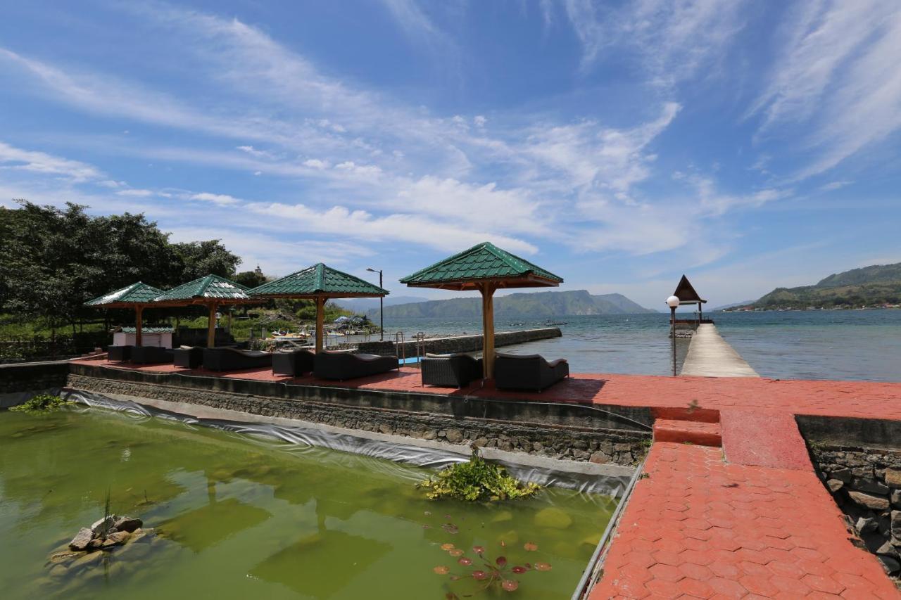 Toba Village Inn Tuk Tuk Exterior foto